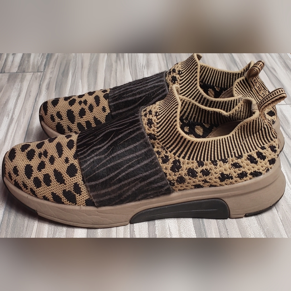 Mark Nason Abbe Women's Modern Animal Print Sneakers Shoes Size 7